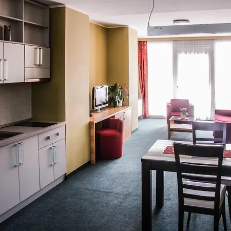 Veter Hotel 3*